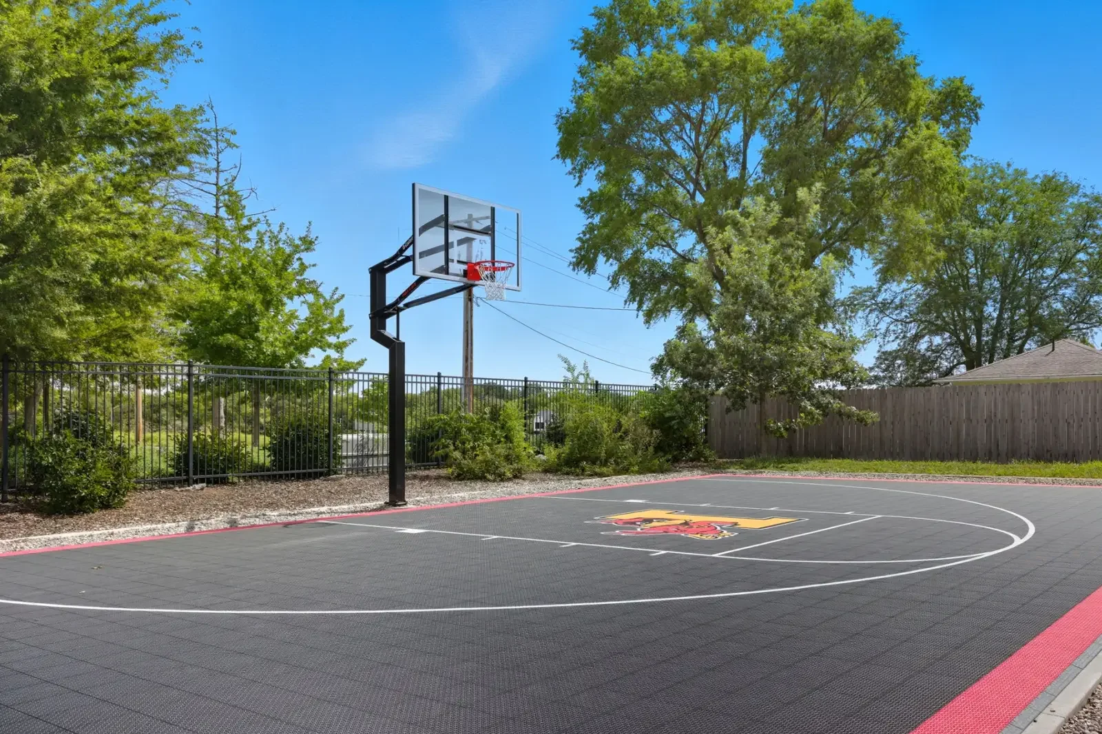 36 web or mls IMG 0197